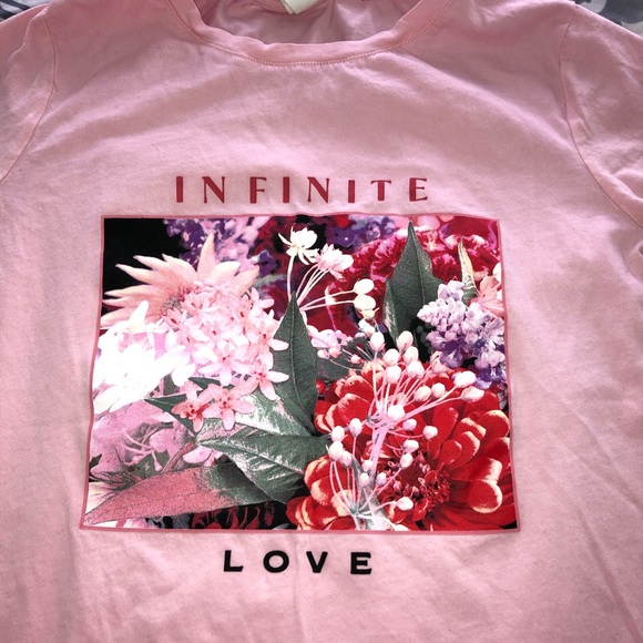 Pink t-shirt - Picture 2 of 2